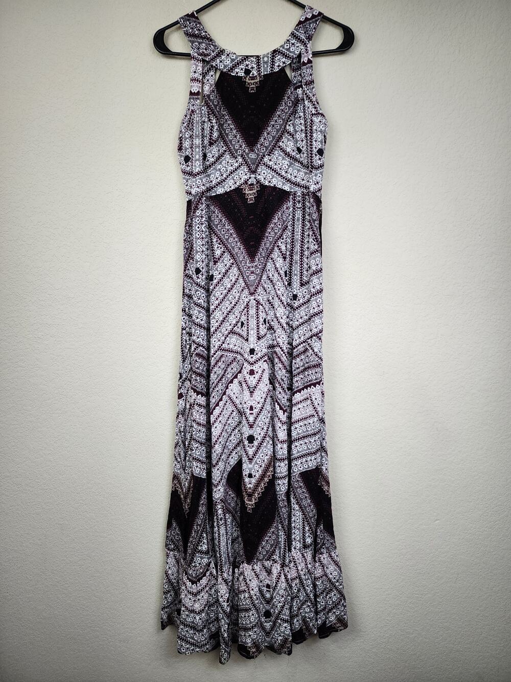 Free People Size 4 Tribal Lace Back White Red Long Dress
